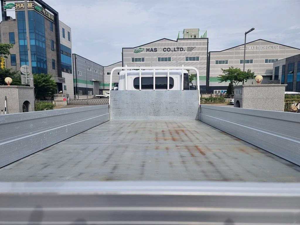 medium and large cargo Cargo - Vista 8