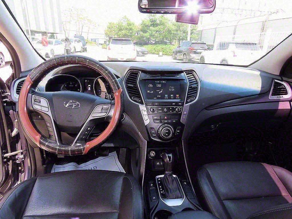 HYUNDAI Santa Fe - Vista 7