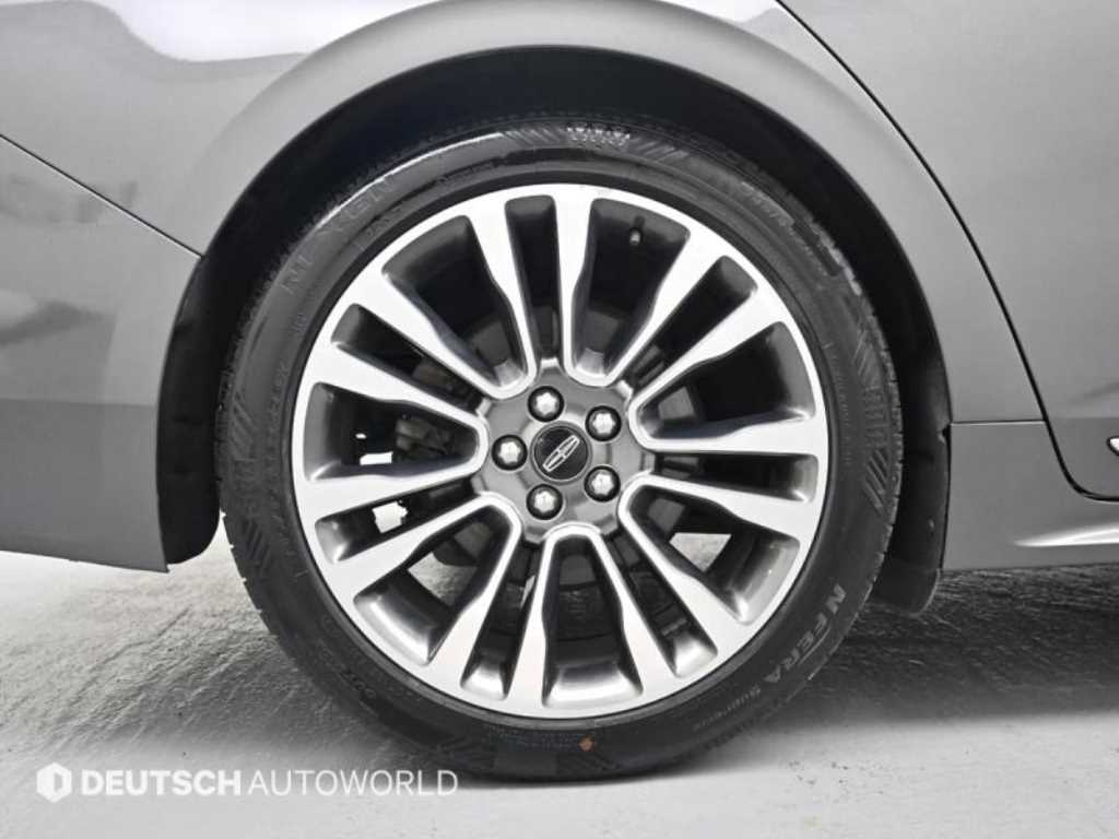 Lincoln Continental - Vista 5