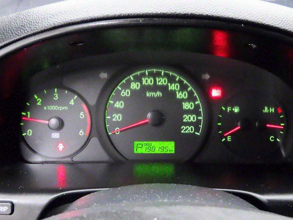 HYUNDAI Starex - Vista 7