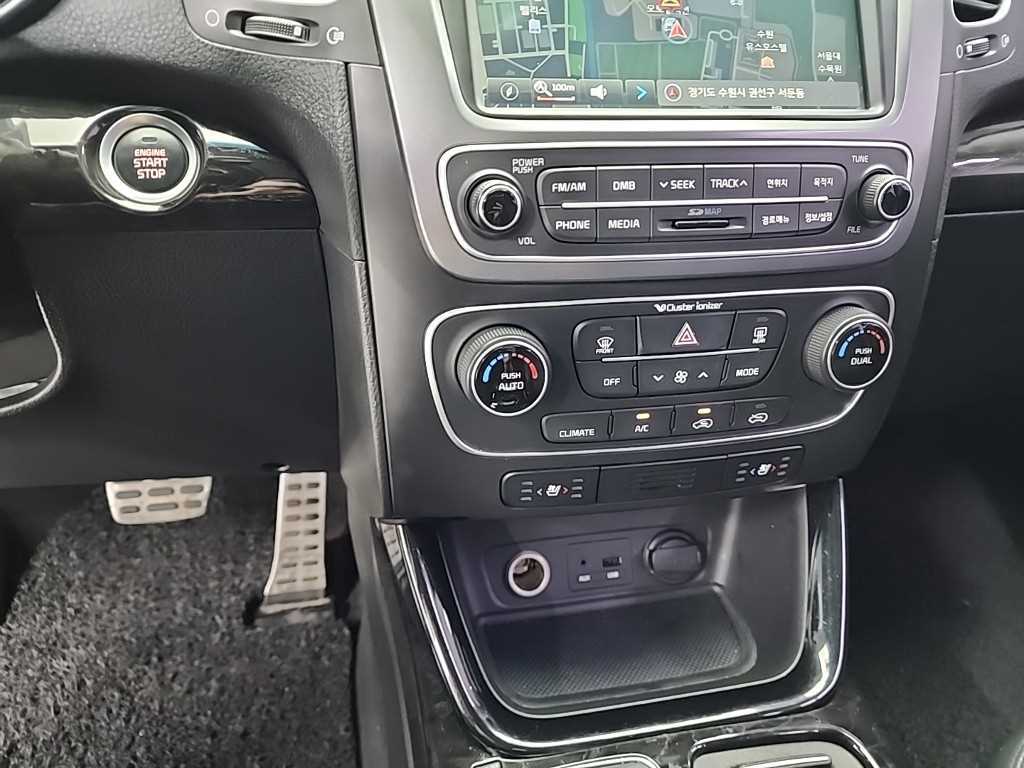 KIA Sorento - Vista 10