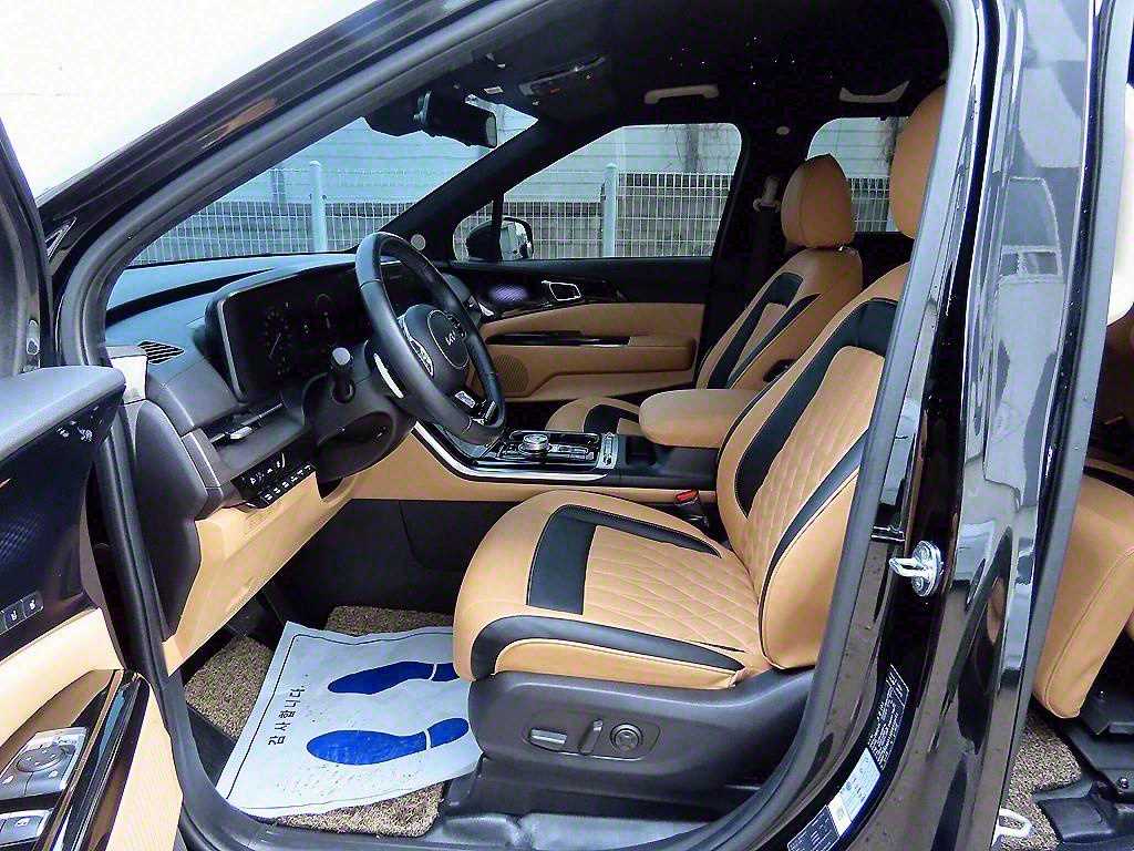 KIA Carnival - Vista 5