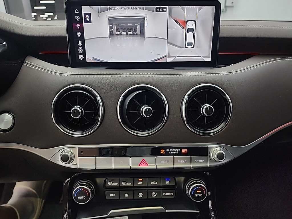 KIA Stinger - Vista 10