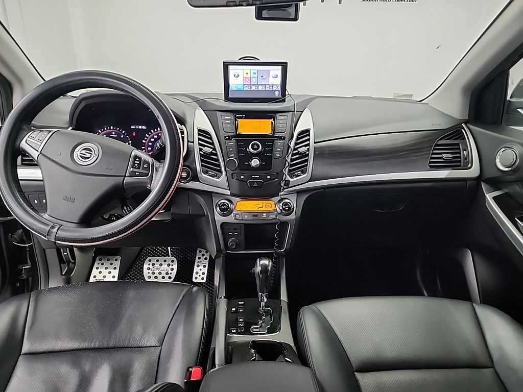 Ssangyong Korando - Vista 6