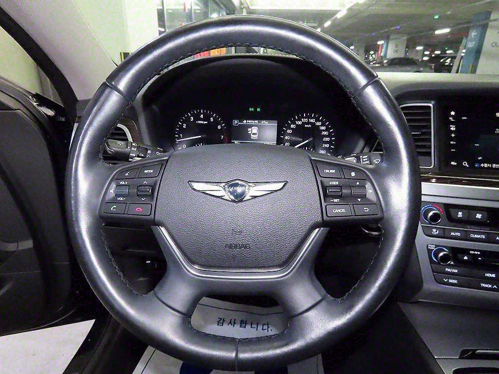 Genesis G80 - Vista 8