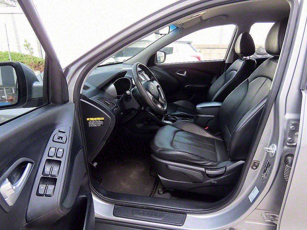 HYUNDAI Tucson - Vista 5