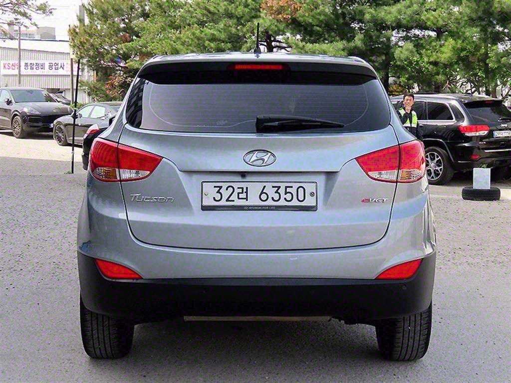 HYUNDAI Tucson - Vista 4