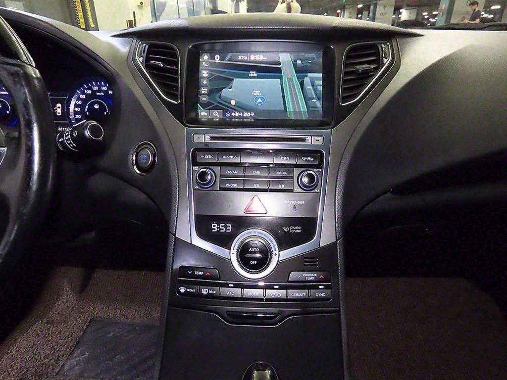 HYUNDAI Grandeur - Vista 11