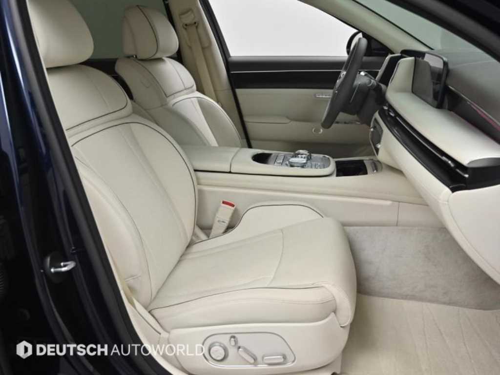 Genesis G90 - Vista 9