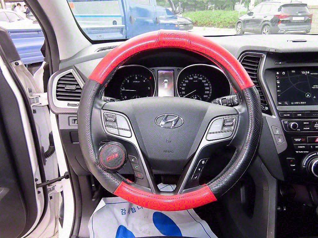 HYUNDAI Santa Fe - Vista 8