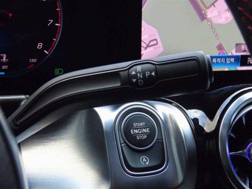 Mercedes Benz GLB Class - Vista 6