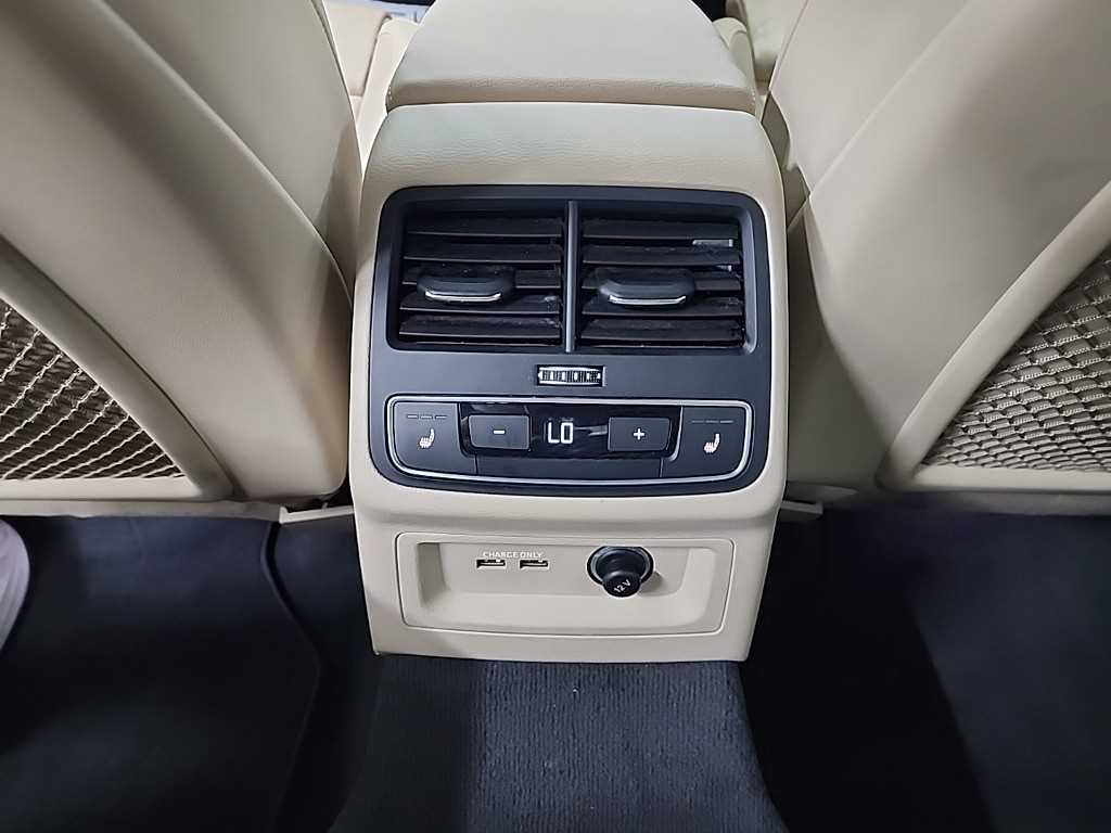 Audi A4 2021 Negro - Importación desde Corea - HF Imports Iquique - Foto 13