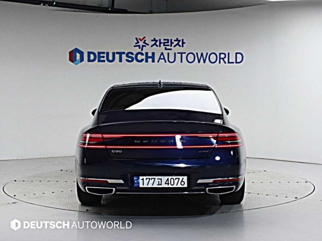 Genesis G90 - Vista 5