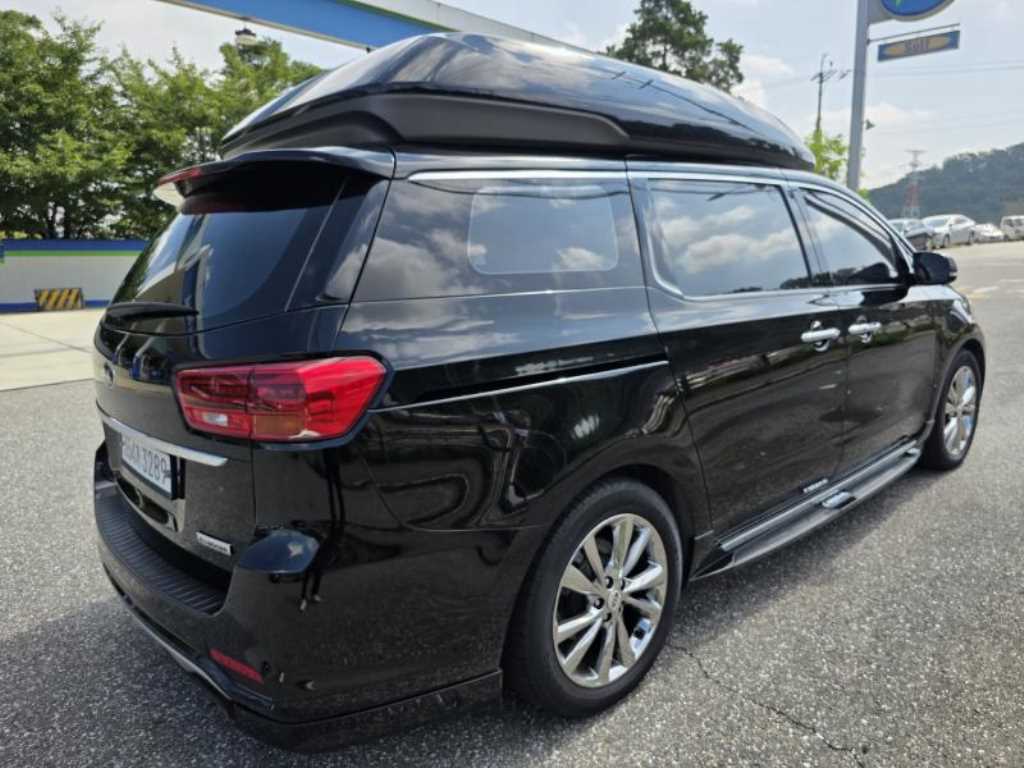 KIA Carnival - Vista 6