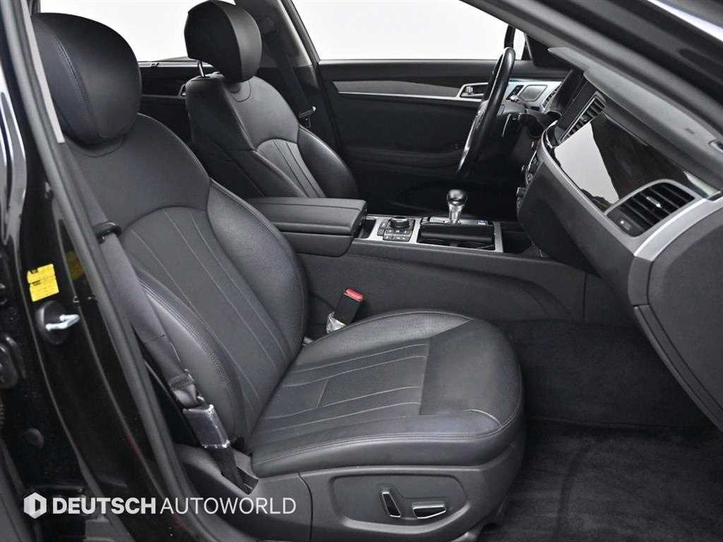 Genesis G80 - Vista 10