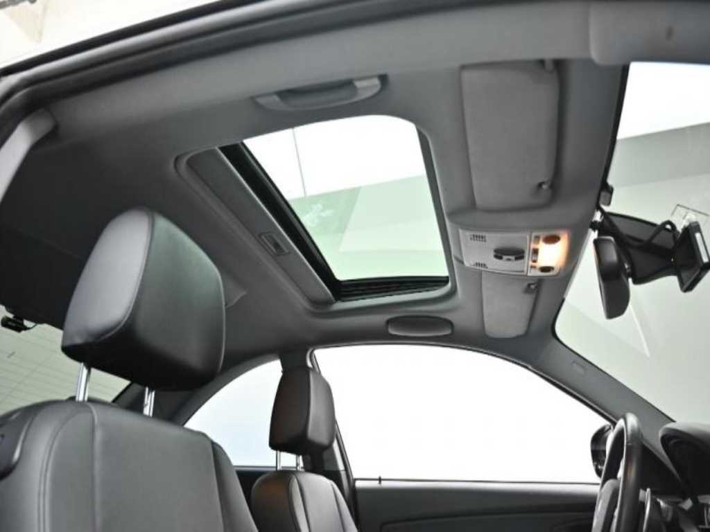 BMW 1 series 2011 - Importación desde Corea - HF Imports Iquique - Foto 19