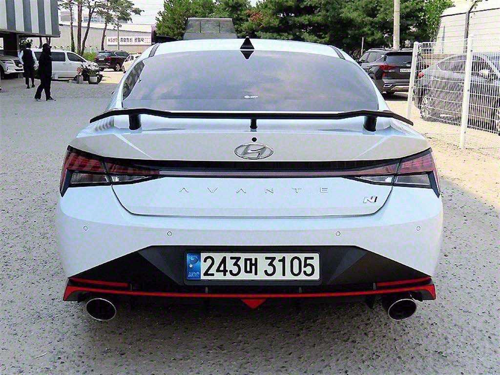 HYUNDAI Avante - Vista 4