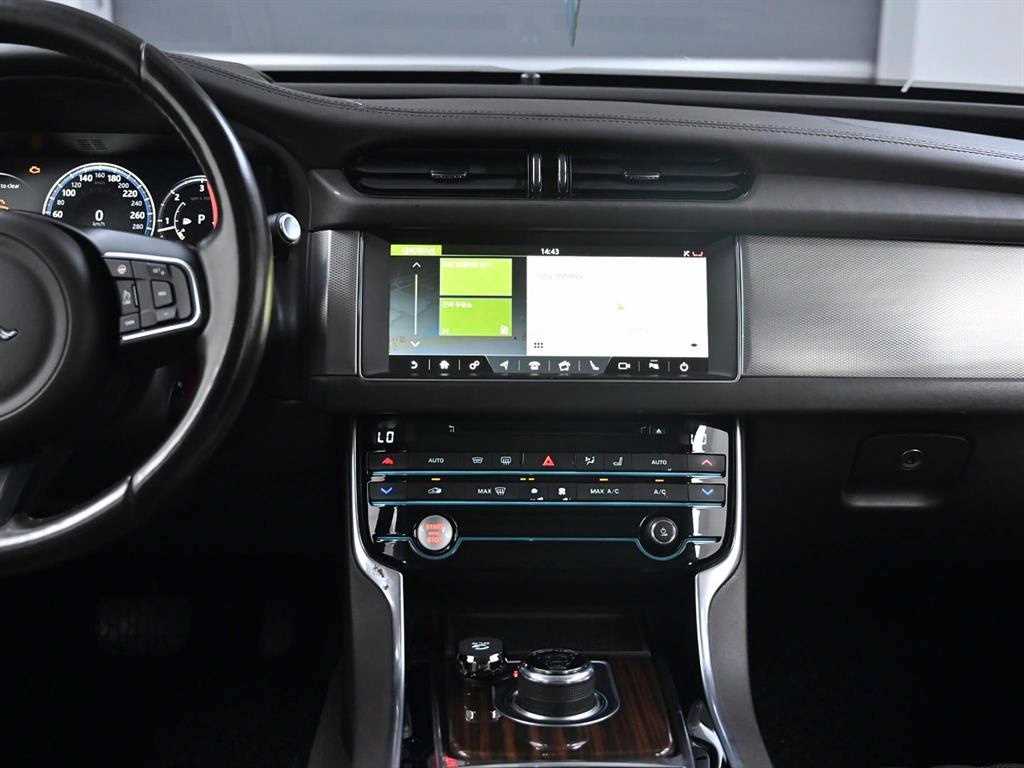 Jaguar XF 2017 Blanco - Importación desde Corea - HF Imports Iquique - Foto 14