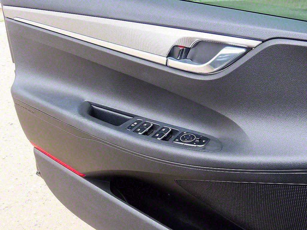 HYUNDAI Grandeur - Vista 11