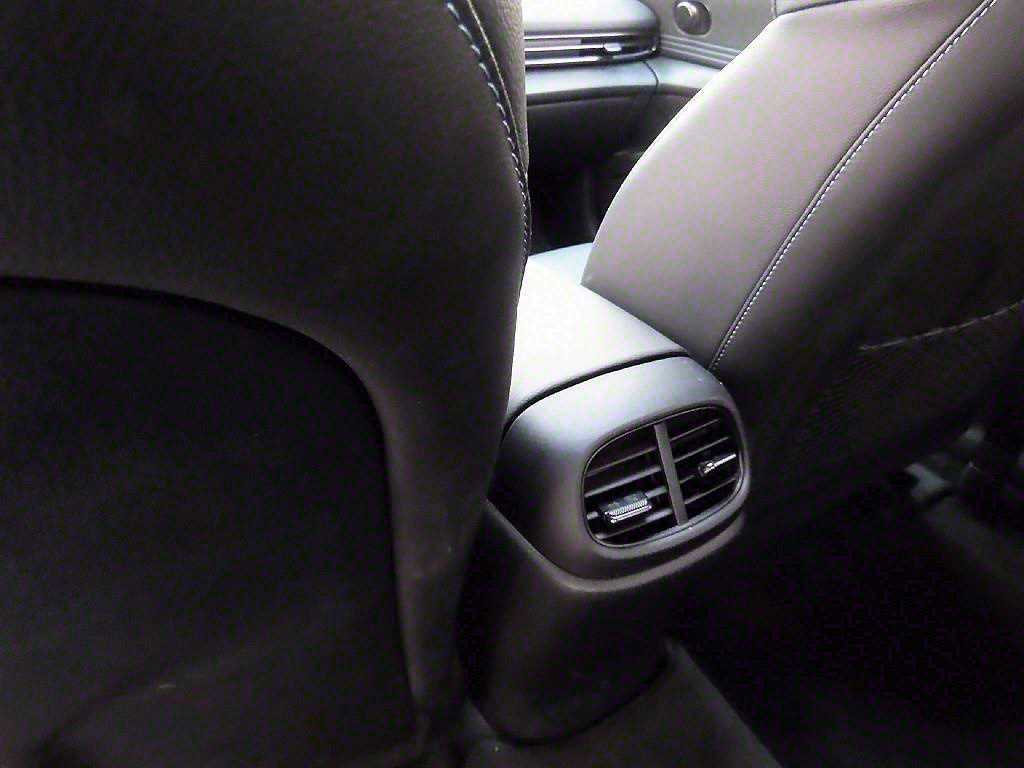 HYUNDAI Avante 2022 Blanco - Importación desde Corea - HF Imports Iquique - Foto 17