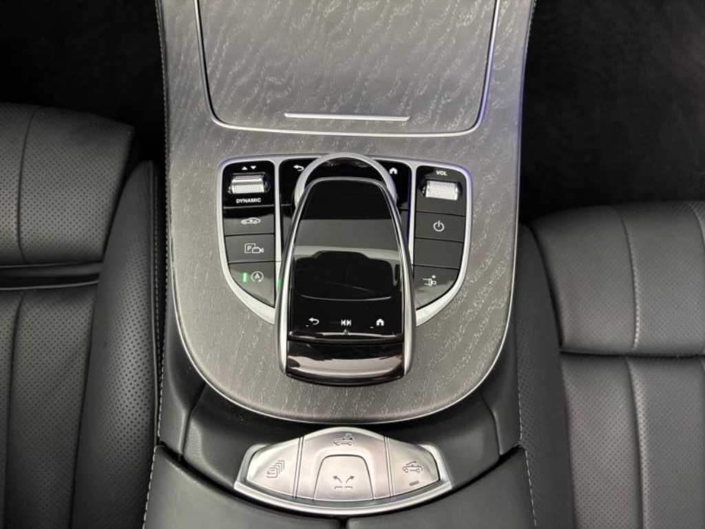 Mercedes Benz E class - Vista 9