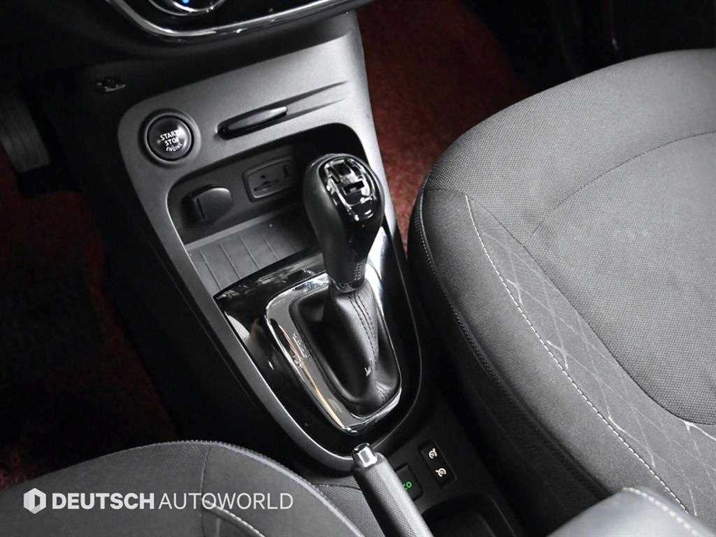 SAMSUNG QM3 - Vista 9