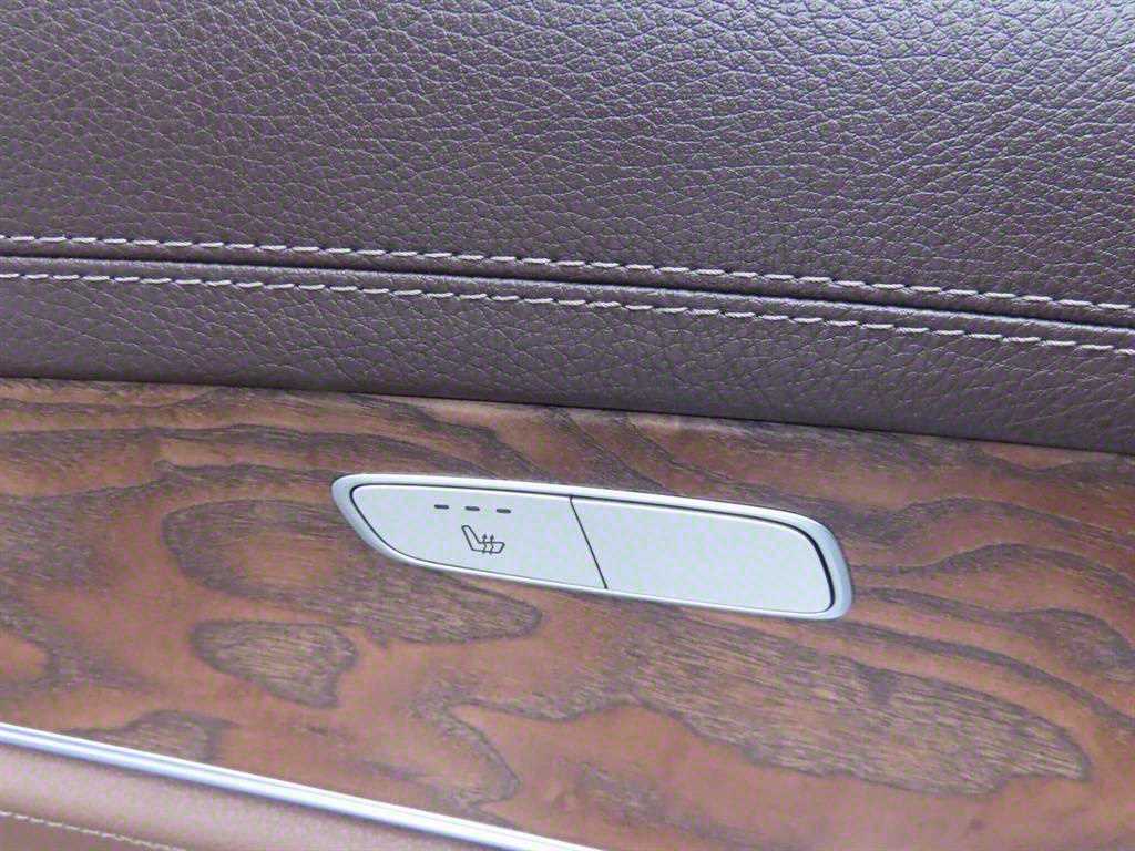 Mercedes Benz E class - Vista 7