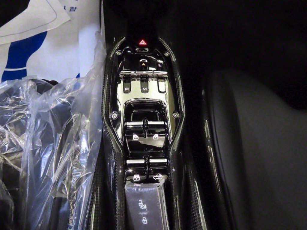 Ferrari SF90 2023 Amarillo - Importación desde Corea - HF Imports Iquique - Foto 16