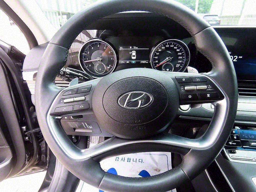 HYUNDAI Grandeur - Vista 8