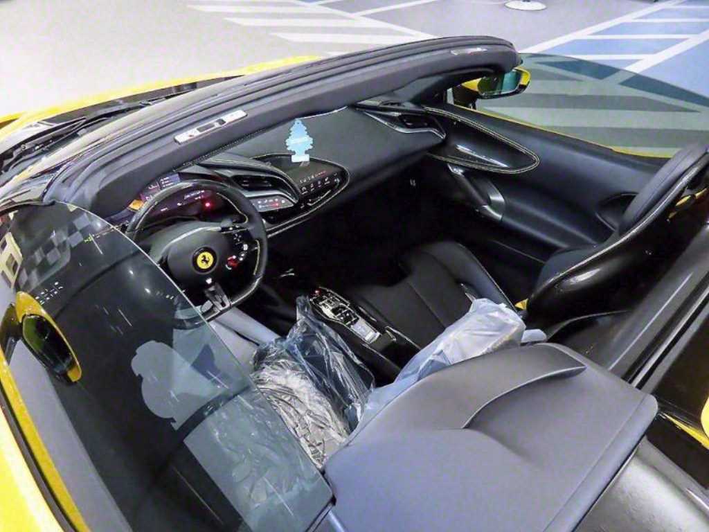 Ferrari SF90 2023 Amarillo - Importación desde Corea - HF Imports Iquique - Foto 14