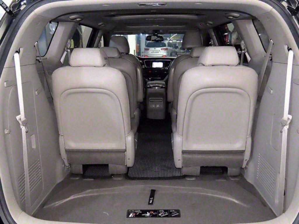 KIA Carnival 2015 Negro - Importación desde Corea - HF Imports Iquique - Foto 17