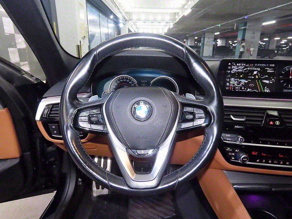 BMW 5 Series - Vista 7