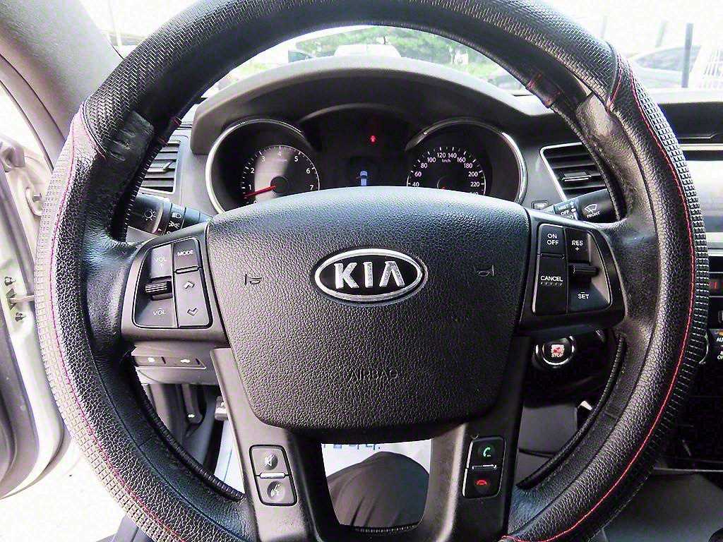 KIA K7 - Vista 8