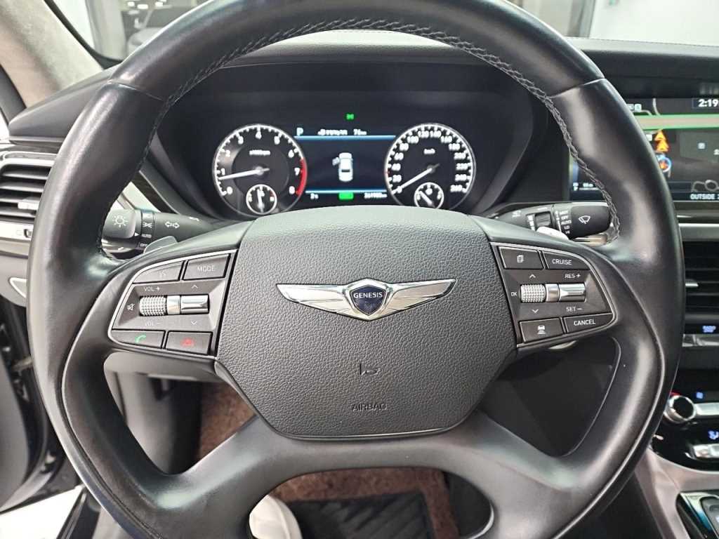 Genesis EQ900 - Vista 9