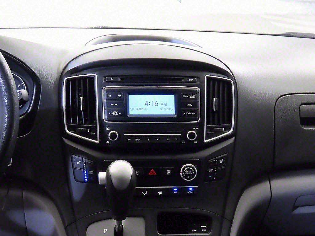 HYUNDAI Starex - Vista 11