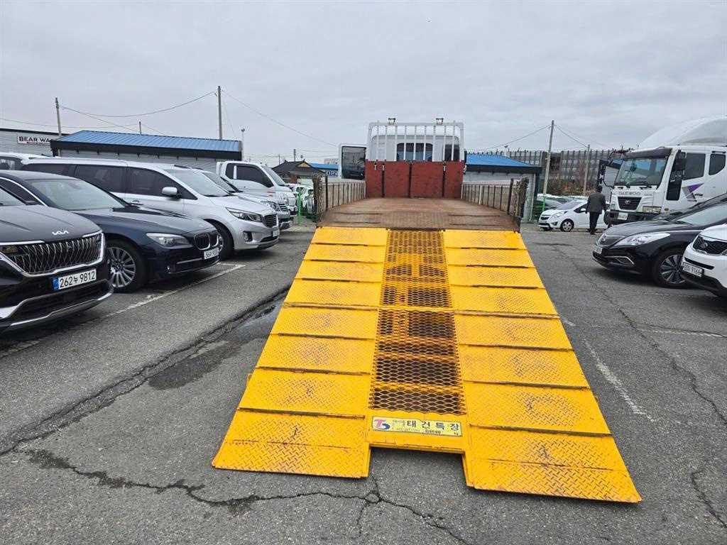 medium and large cargo Lekka - Vista 9