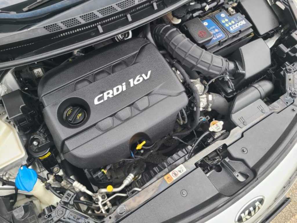 KIA K3 2015 Gris - Importación desde Corea - HF Imports Iquique - Foto 20