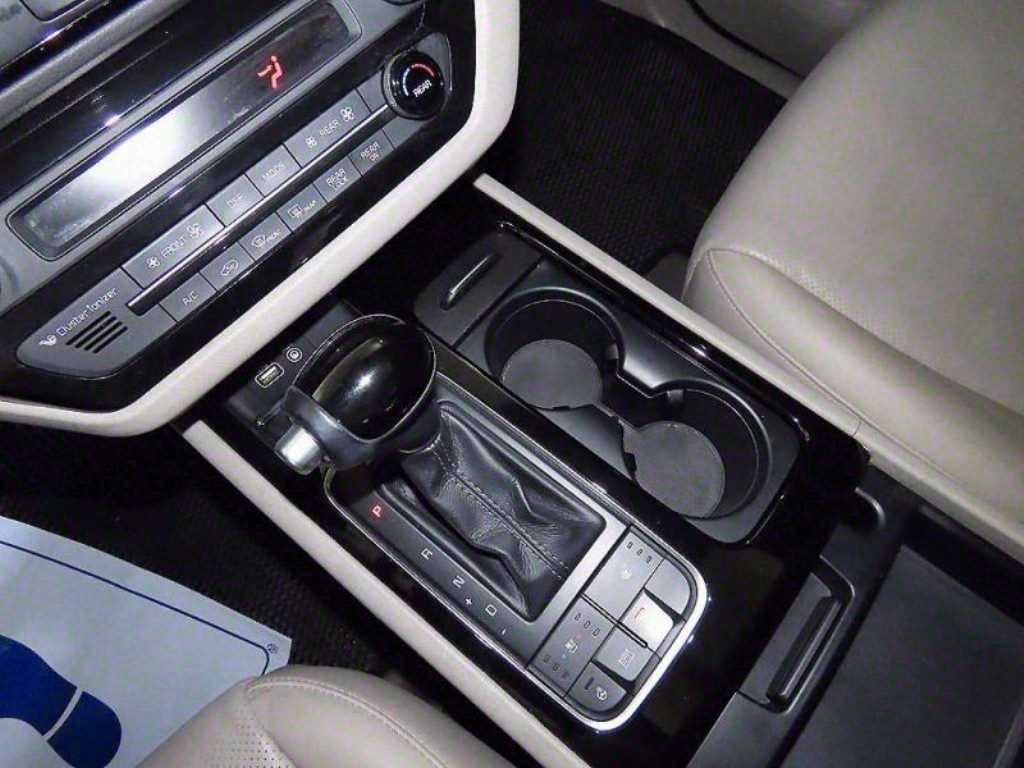 KIA Carnival 2015 Negro - Importación desde Corea - HF Imports Iquique - Foto 13