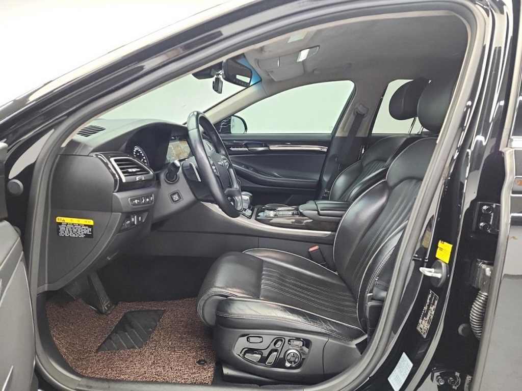 Genesis EQ900 - Vista 11