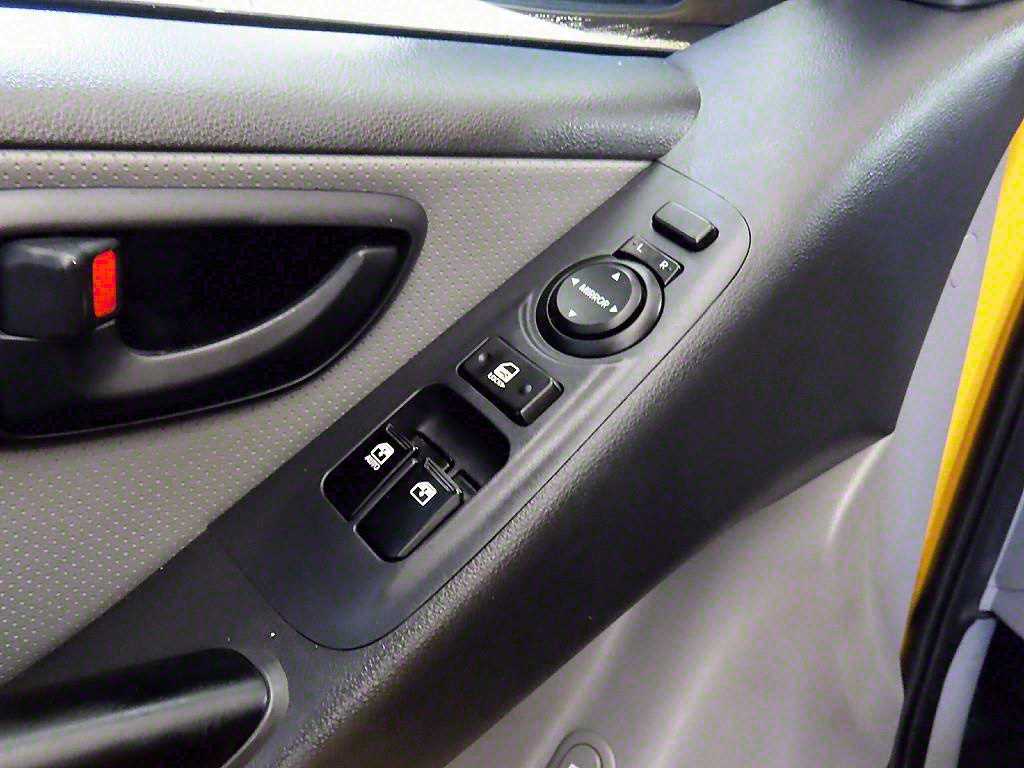 HYUNDAI Starex 2019 Amarillo - Importación desde Corea - HF Imports Iquique - Foto 16