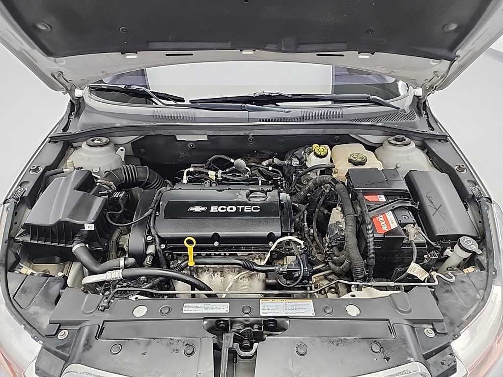 Chevrolet Cruise - Vista 5