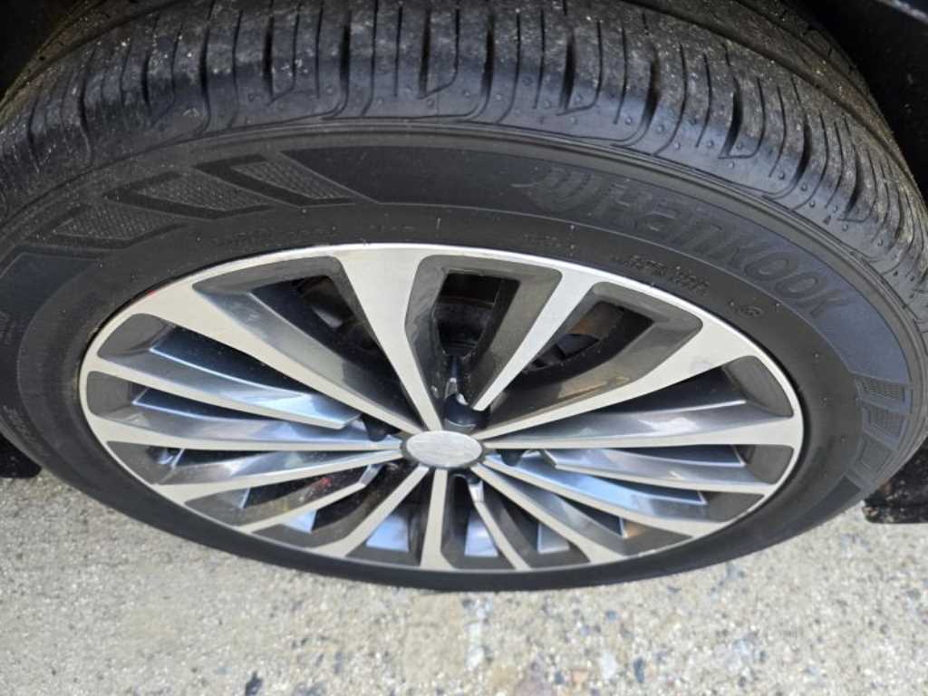 HYUNDAI Grandeur - Vista 11