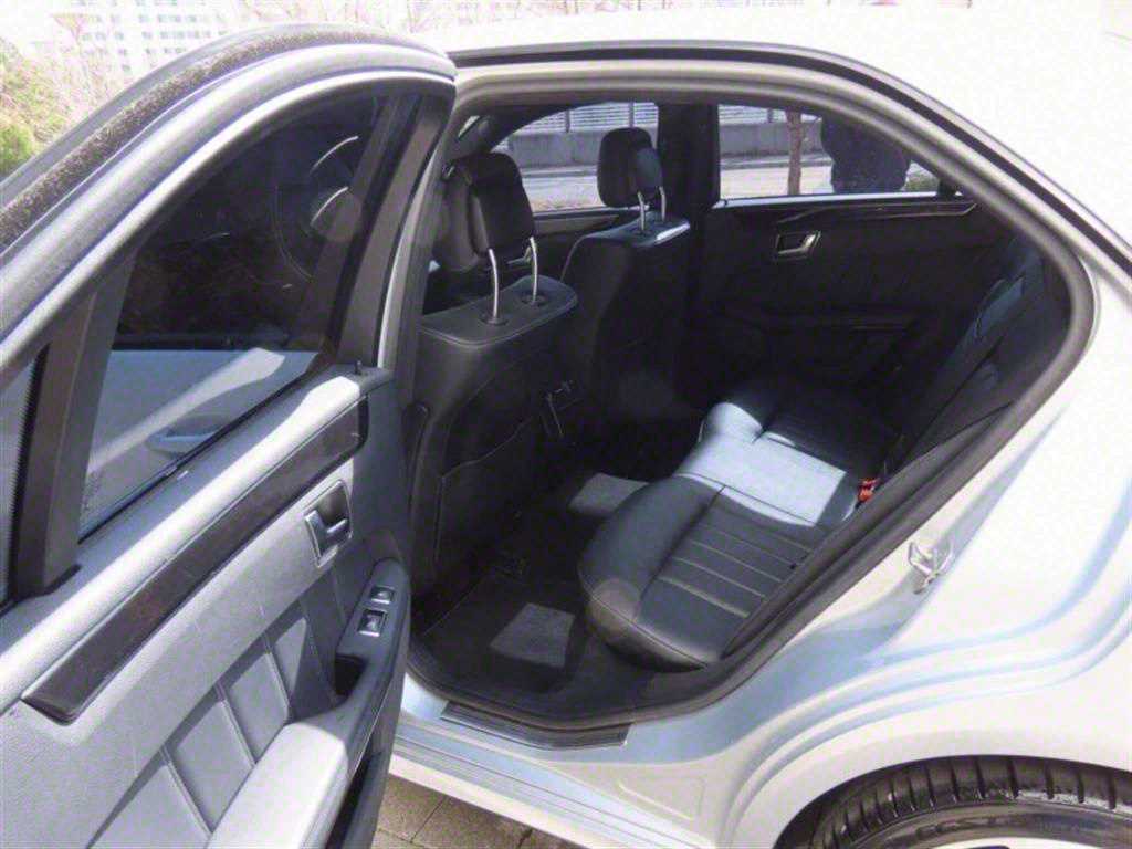 Mercedes Benz E class 2015 Plateado - Importación desde Corea - HF Imports Iquique - Foto 14