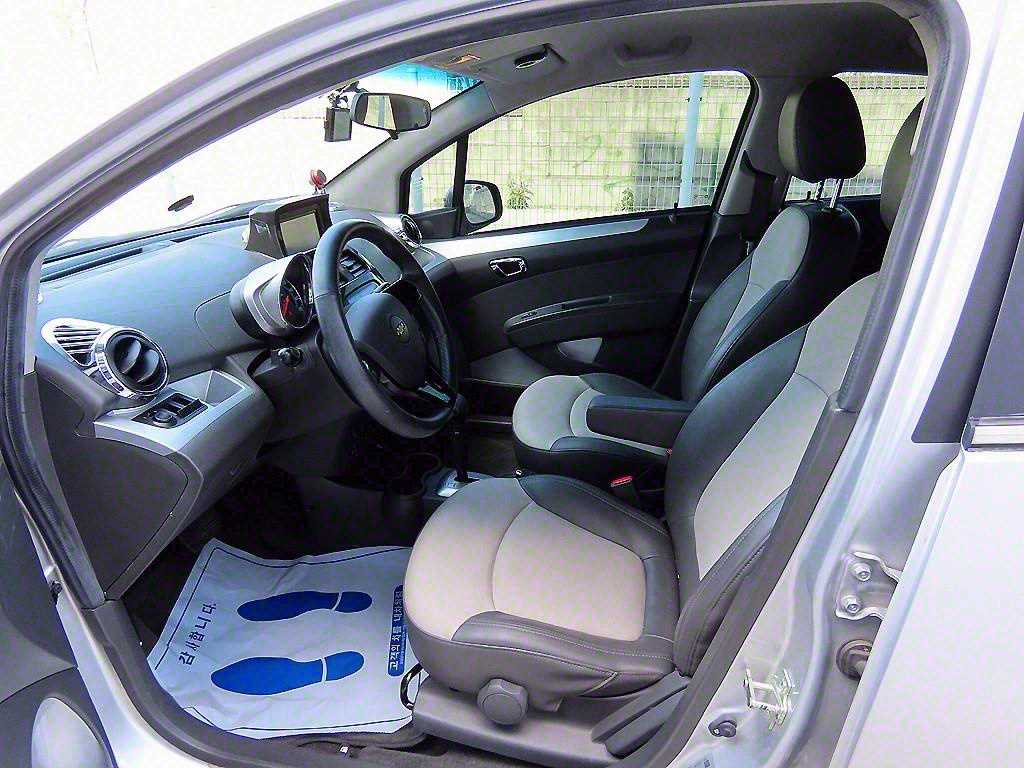 Chevrolet Spark - Vista 5