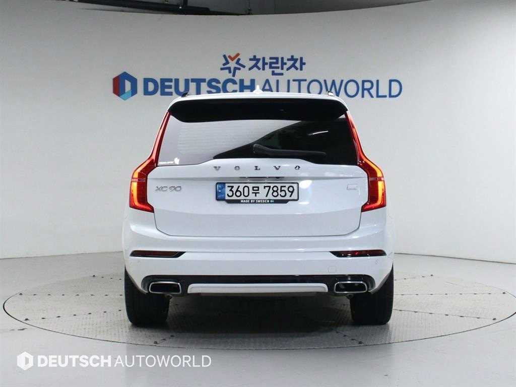 Volvo XC90 - Vista 4