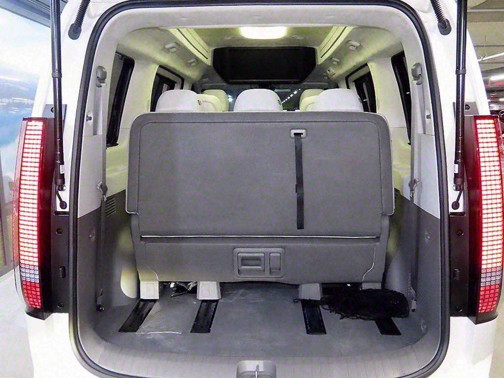 HYUNDAI Staria 2023 Blanco - Importación desde Corea - HF Imports Iquique - Foto 15