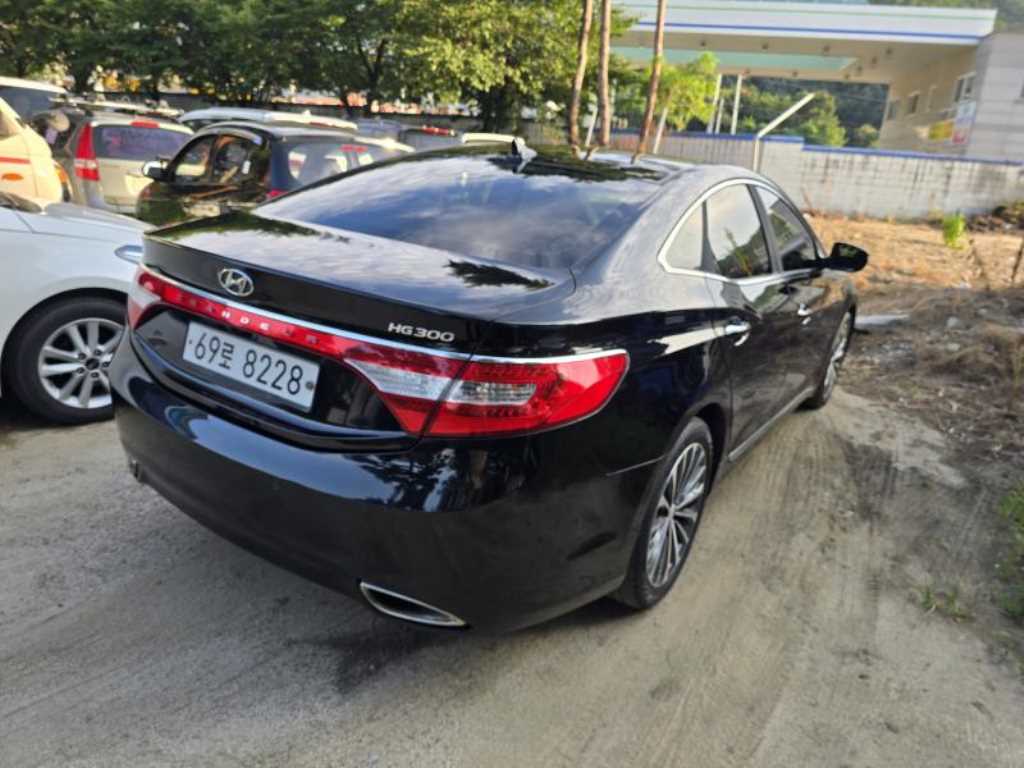 HYUNDAI Grandeur - Vista 4