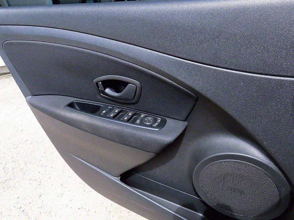 SAMSUNG SM3 - Vista 11