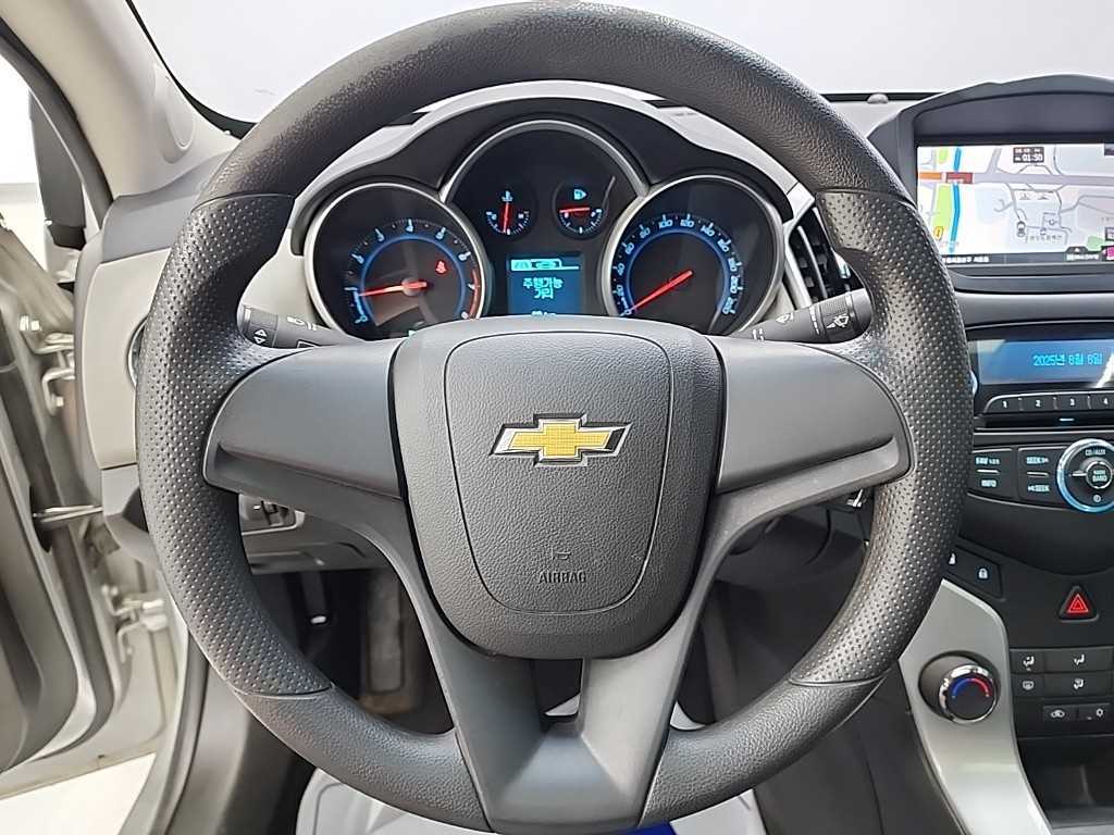 Chevrolet Cruise - Vista 9