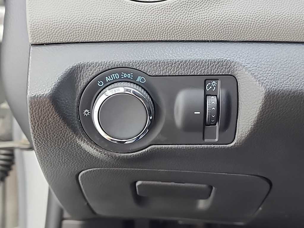 Chevrolet Cruise 2014 Plateado - Importación desde Corea - HF Imports Iquique - Foto 17